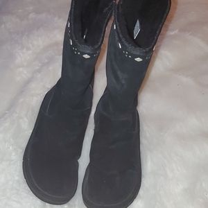 UGG Size 7 Black Suede Silver Designs